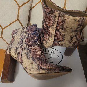 Snakeskin Look Blush Pink